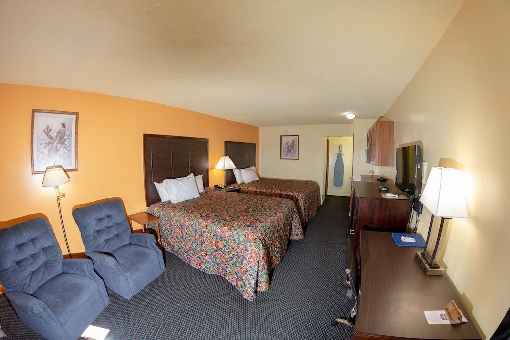 Knights Inn - Chanute Екстер'єр фото